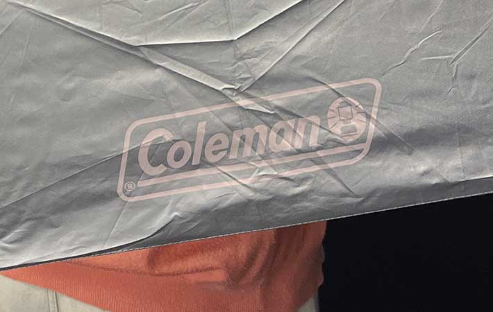 『コールマン』晴雨兼用折りたたみ傘ロゴアップ
