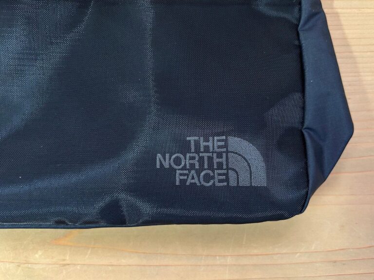 THE NORTH FACE 吊るせるトラベルポーチ Amazon | ブランシュノ 旅行
