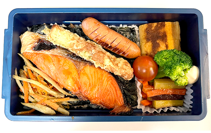 焼き鮭のり弁当