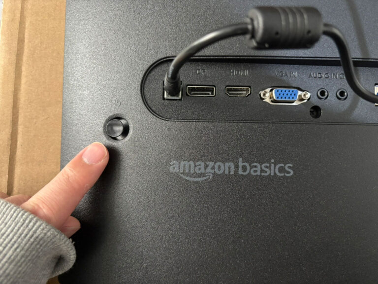 破格のAmazonモニターが登場 27型＋スピーカー内蔵モデルでお値段