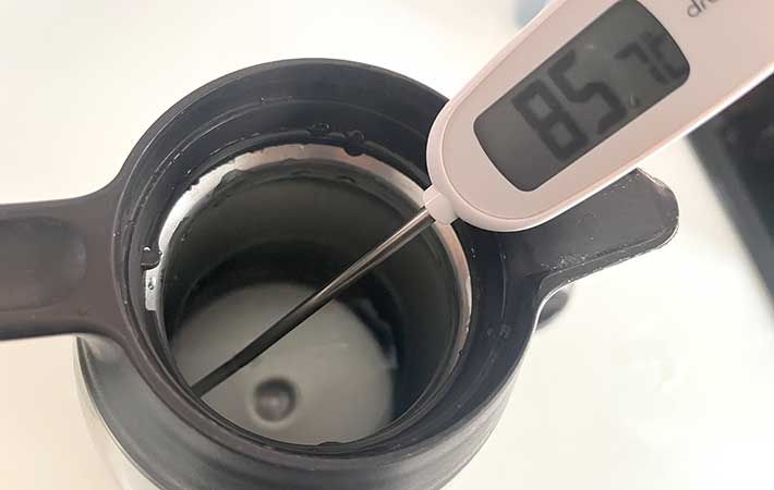 サーモス2ℓ卓上ポット　翌朝のお湯の温度