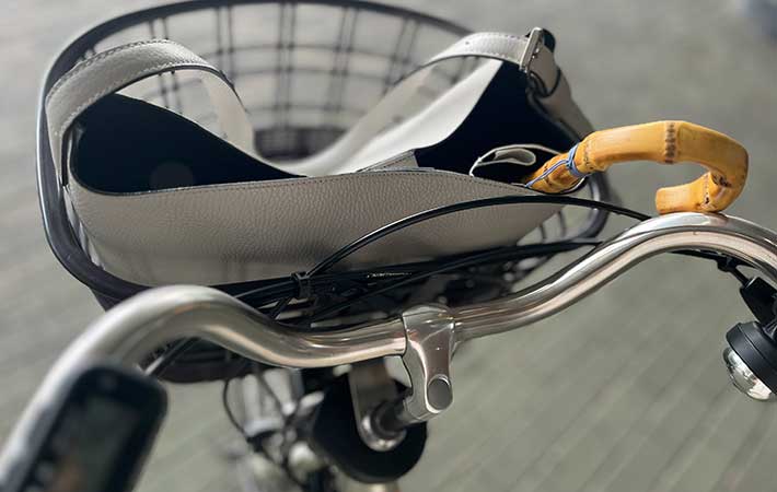 自転車に乗る時