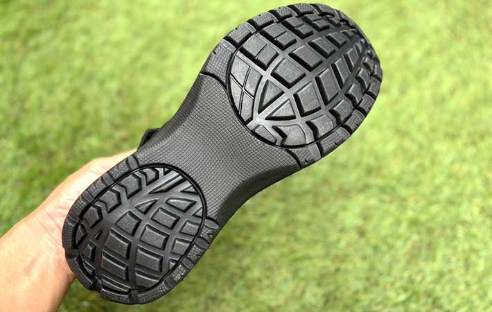無印良品『スニーカーサンダル』アウトソール