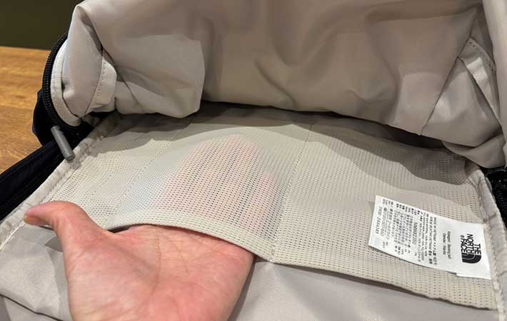 ノースフェイス『ネバーストップデイパック』メッシュポケット