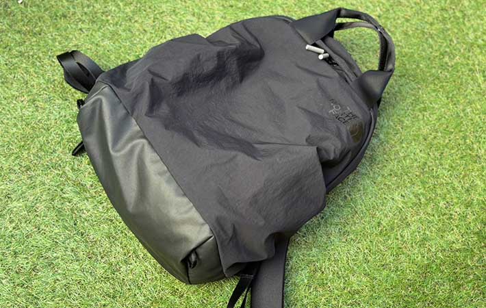 ノースフェイス『ネバーストップデイパック』