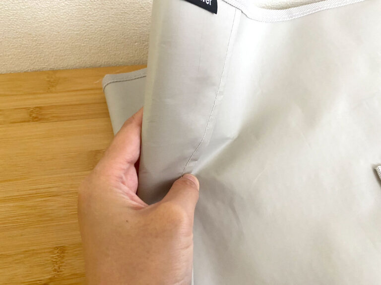 最高品質(当時の物、そのまま)保管庫から出品しました。 見た目よりだいぶ入る」「自立するの最高すぎん？」 四次元ポケット