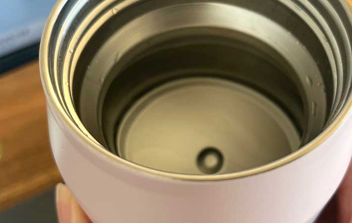 サーモス『真空断熱スープジャー』フチが丸い