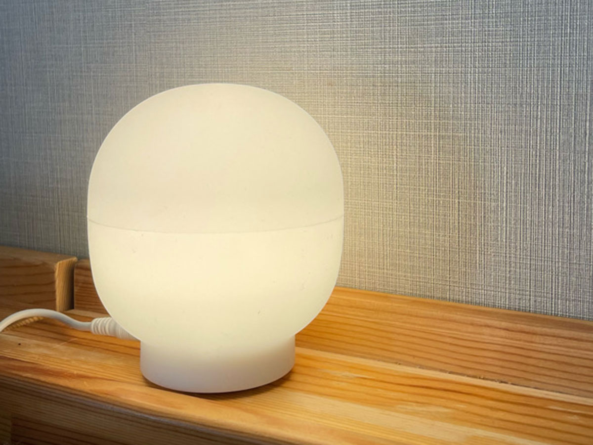無印　ホワイト球形ライト 寝落ちしてもOK！ 無印のライトが夜のリラックス時間に欠かせなくなっ