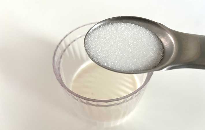 貝印『生クリッチ』にグラニュー糖をプラス