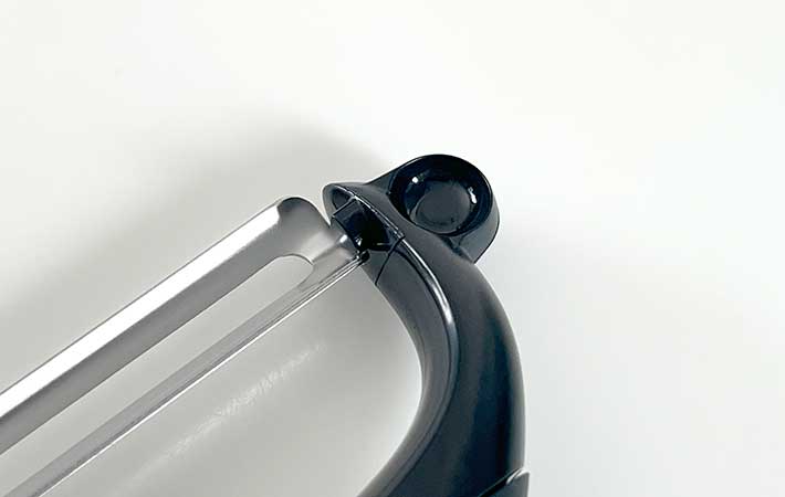 OXO『Y型ピーラー』ジャガイモの芽取り