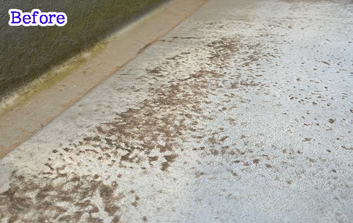 汚れたベランダ