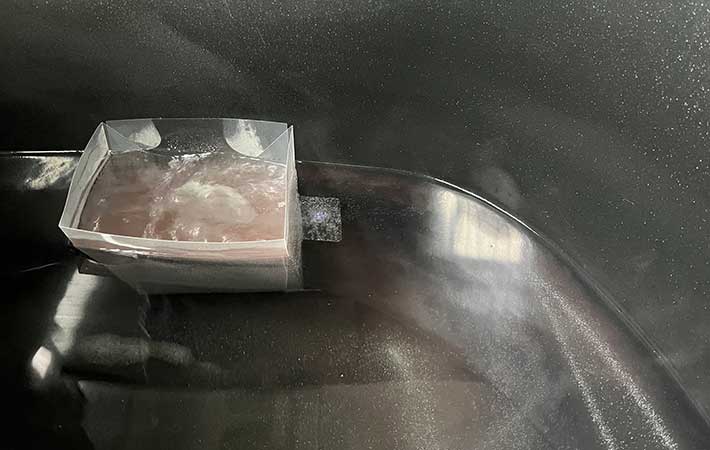 『ヘドロトルネード』A剤投入後の様子