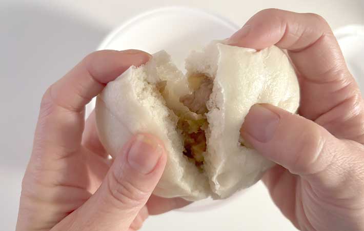 ハリオ『ガラスのレンジ蒸し器』で蒸した肉まん