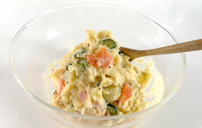 ハリオ『ガラスのレンジ蒸し器』で作ったポテトサラダ