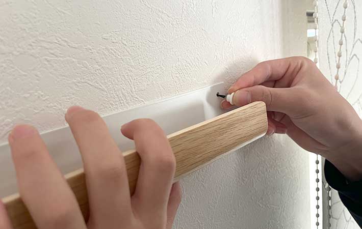 山崎実業『神札ホルダー』取りつけ