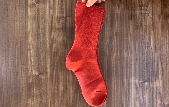 サーモス『締め付けないあったかソックス』