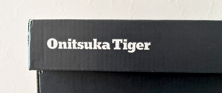 オニツカタイガーの画像