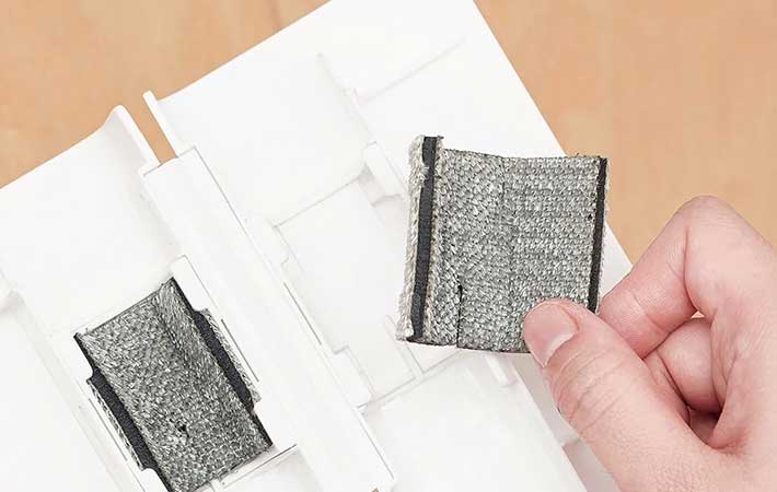 『高密度ブラシ トレループ』ハンディ伸縮タイプのケースのクリーニングスポンジ