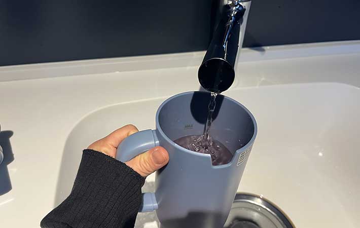 ドウシシャ『コロバーン』給水