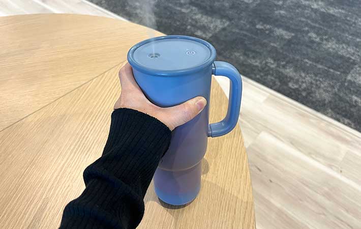 ドウシシャ『コロバーン』押しても倒れない