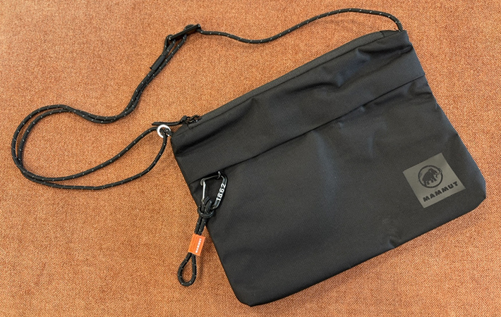 サコッシュの画像