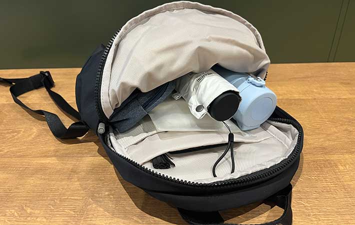 『ネバーストップミニバックパック』メイン収納