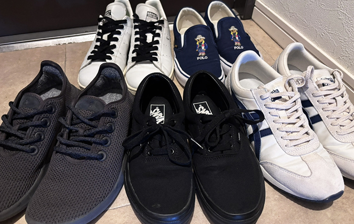 スニーカーの画像