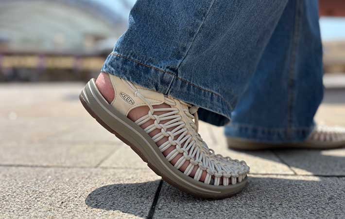 キーン『ユニーク』