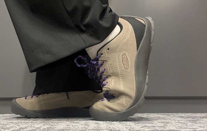 キーン『ジャスパー』つま先の屈曲性