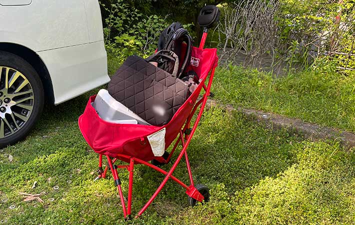 コールマン『ワンマイルチェア』荷物を積んだ様子